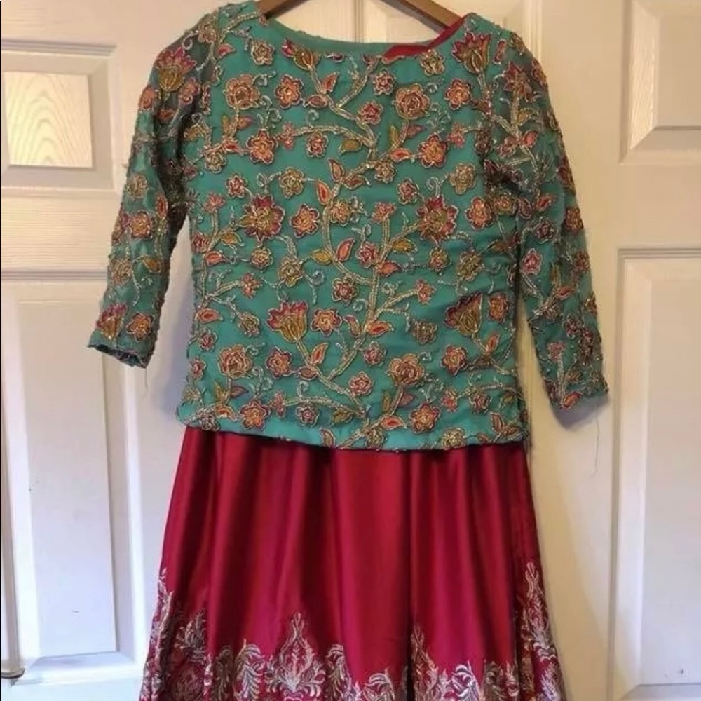 Indian two piece Silk Lehengha Size39-40